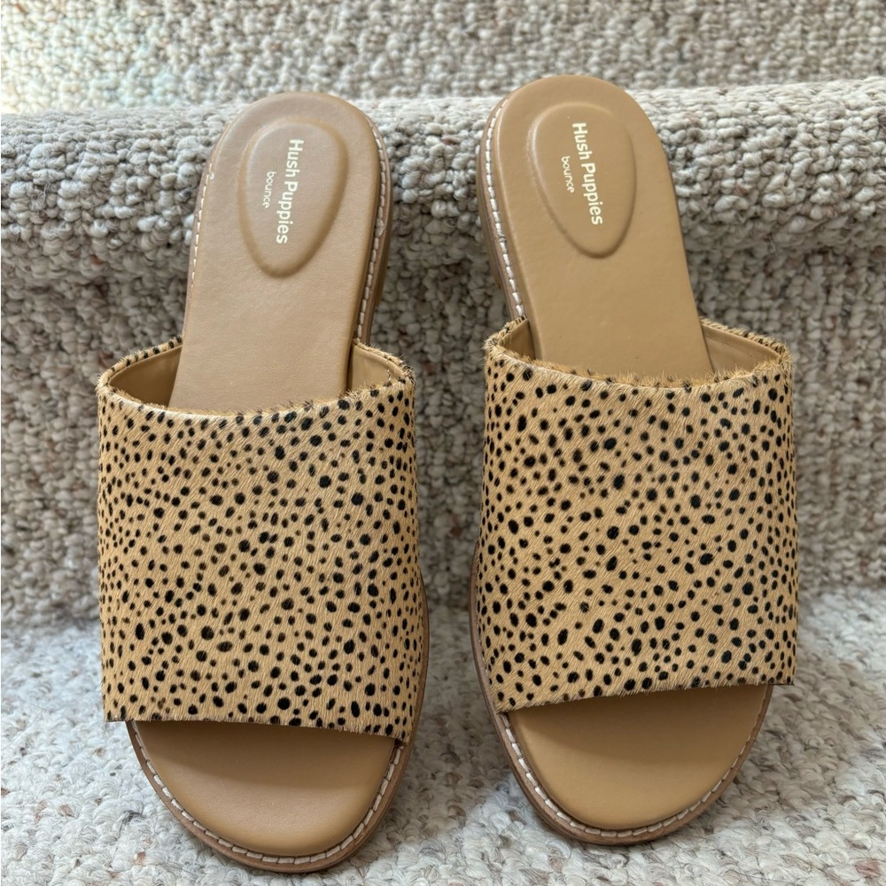 Hush Puppies - Lexi Slide / Camel Hair Calf